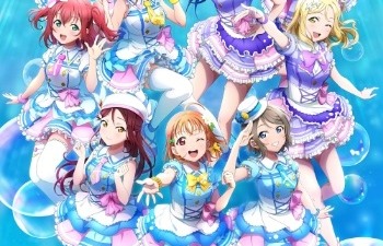 人気アニメ「ラブライブ！サンシャイン!!」のバースデーお祝いセット「浦の星女学院購買部 BIRTHDAY プレゼント2025 ～高海千歌～」が8月1日より予約受付開始