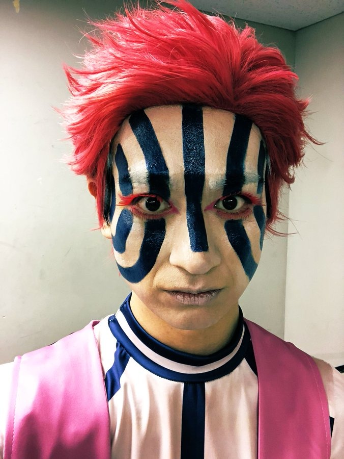 Kis-My-Ft2宮田俊哉、X開設2周年で『鬼滅の刃』猗窩座コスプレ写真を公開！